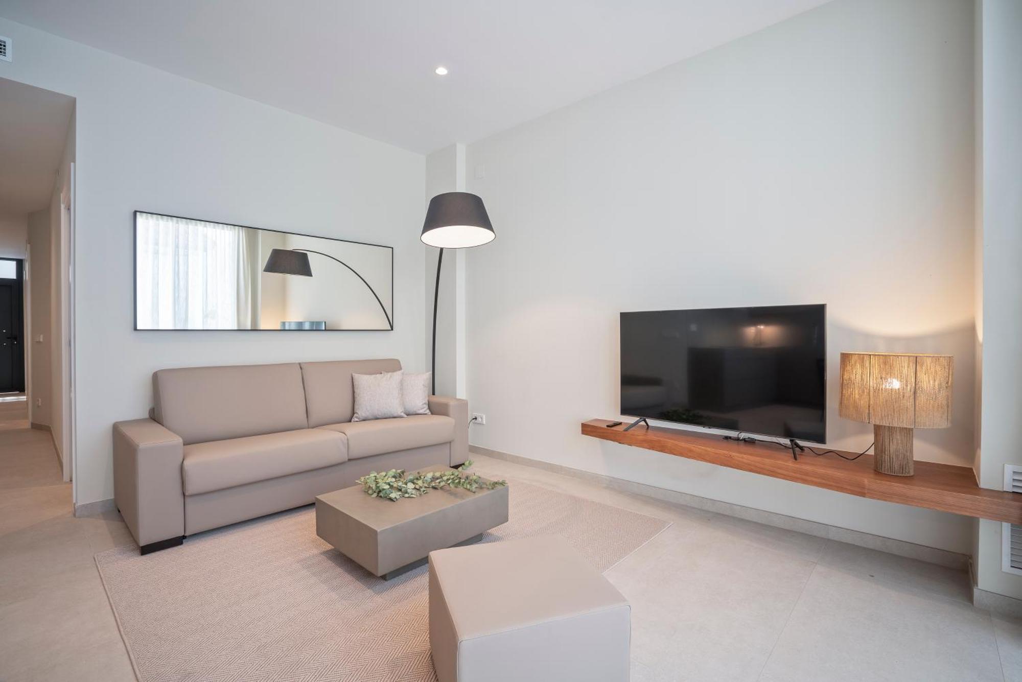 Sitges Spaces Garden Condo-2 Bedrooms, 2 Bathrooms, Garden Terrace, Near Center, Sleeps Up To 6- Monthly Rentals Only Dış mekan fotoğraf