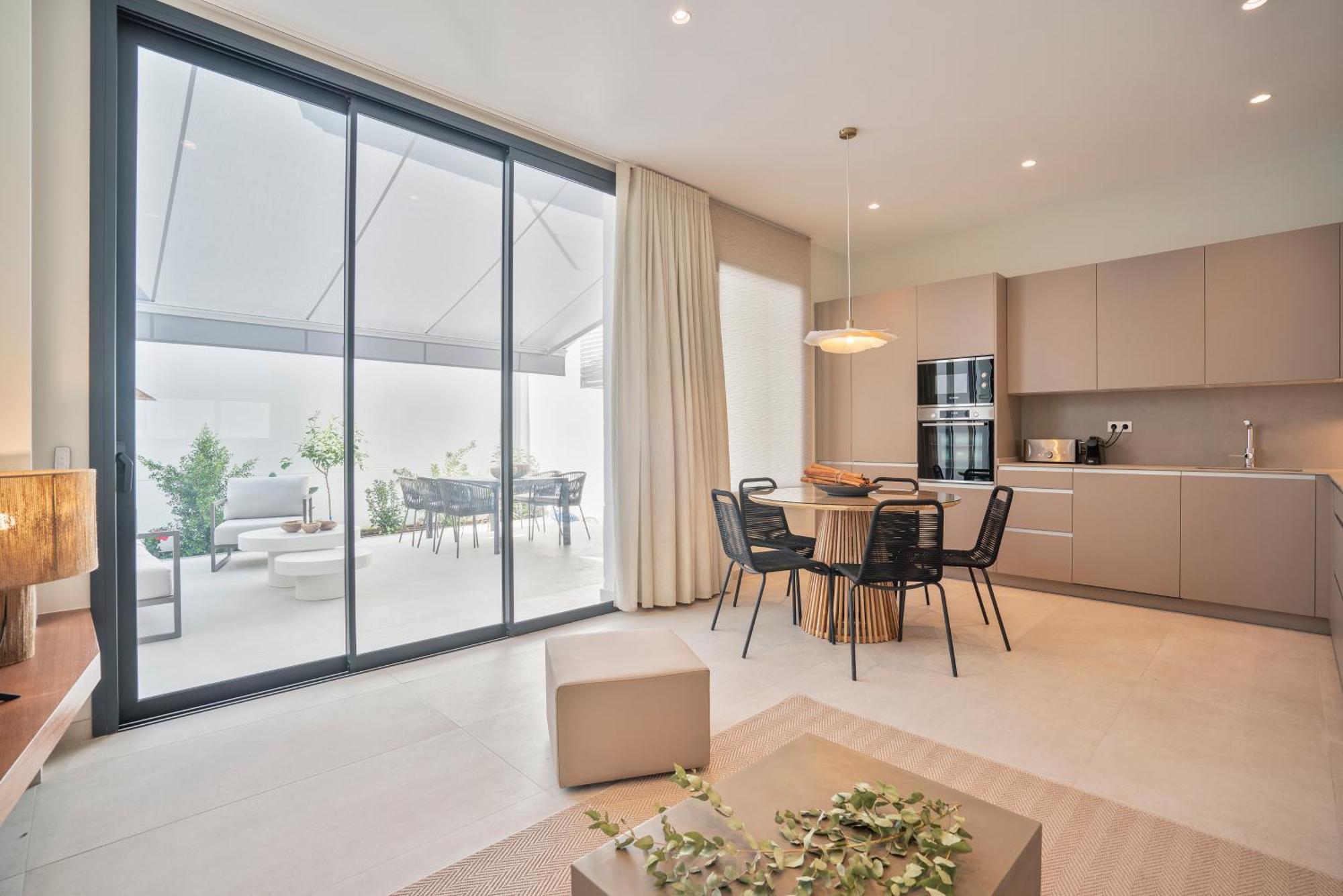 Sitges Spaces Garden Condo-2 Bedrooms, 2 Bathrooms, Garden Terrace, Near Center, Sleeps Up To 6- Monthly Rentals Only Dış mekan fotoğraf